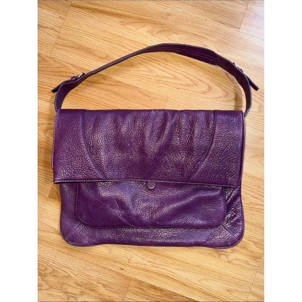 Uterque Leather Large Clutch Shoulder Bag in Deep Purple Vintage